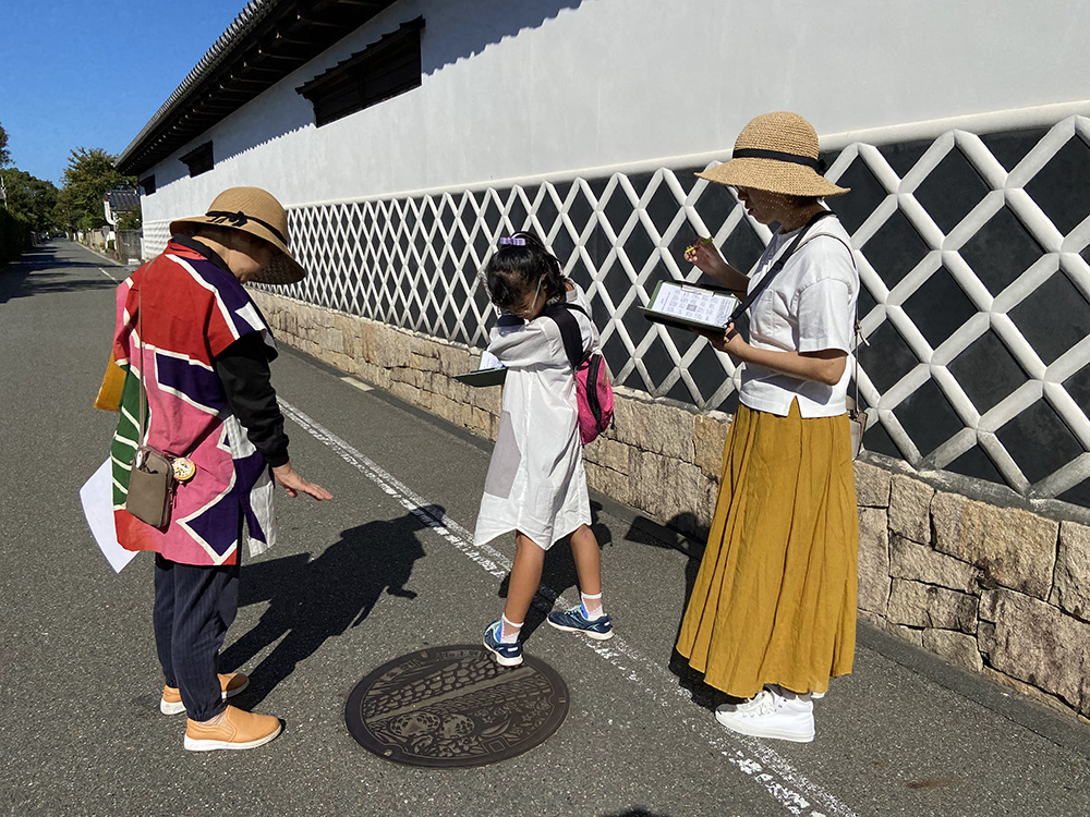 土塀と夏みかんの謎解きウォーク